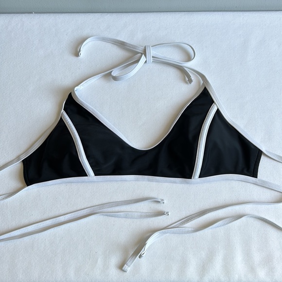 String bikini - Picture 5 of 6